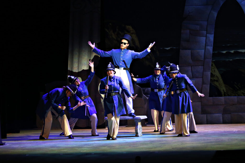 Pirate of Penzance 12